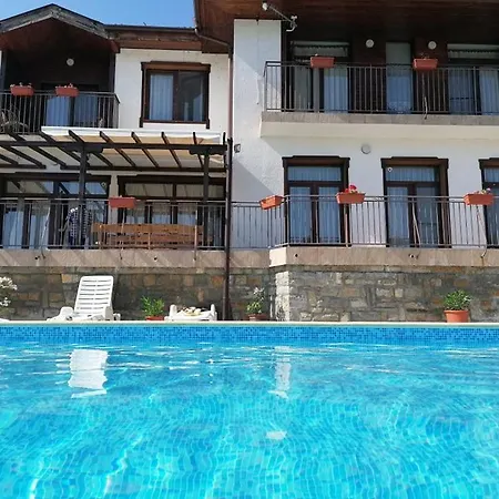 Guesthouse Gostilitsa Pensiune 4*